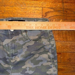 Hudson Barbara Camo Print Super Skinny Jeans Stretch Denim Größe 26 Bild 3
