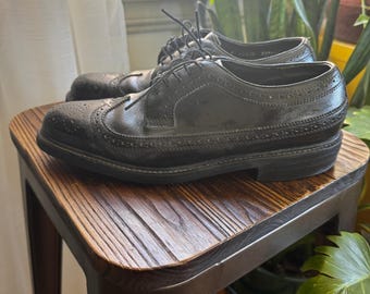 Stuart McGuire Czarne skórzane półbuty Longwing Brogue Spring-Step Cushion 7.5