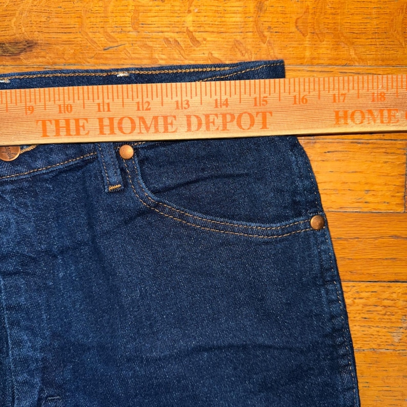 Wrangler Men's Dark Wash Straight Leg Denim Jeans 32x30 image 3