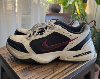 Nike Air Monarch IV Men's White Black Red Athletic Dad Shoes Size 10.5