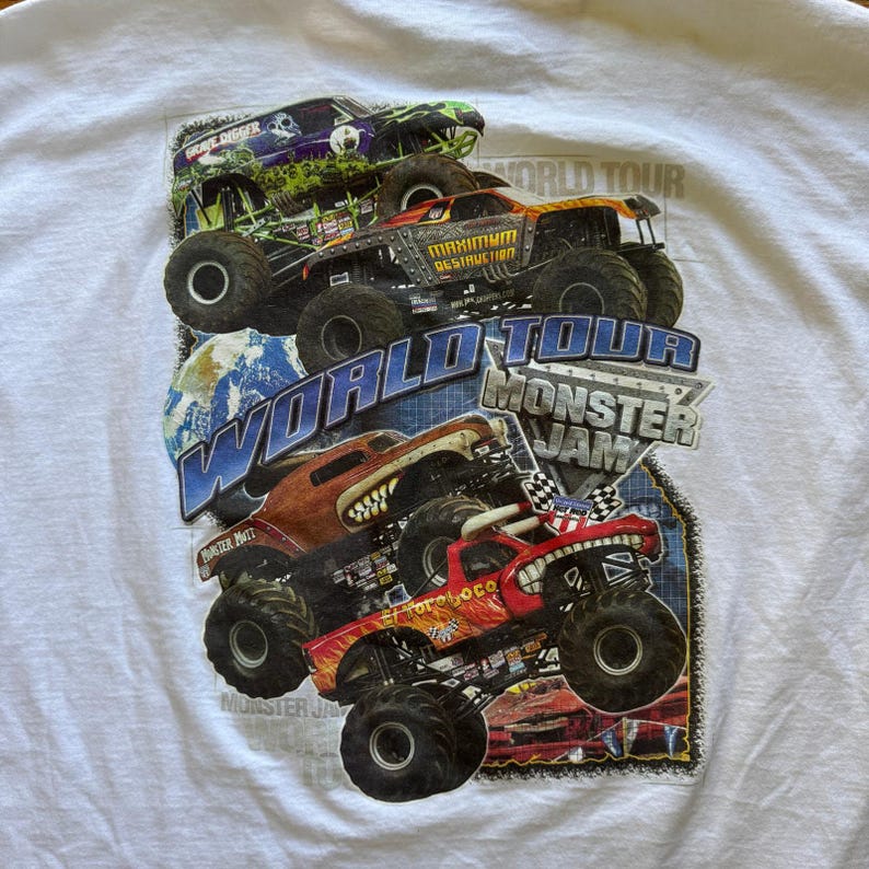 Monster Jam World Tour Grave Digger T-Shirt White XL image 6