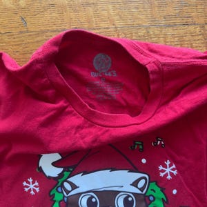Maglietta natalizia unisex Buc-ee's Christmas Beaver Graphic Tee, rossa, taglia M immagine 2