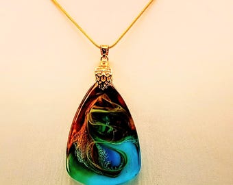 Ocean Depths Petri Effect Pendant Necklace