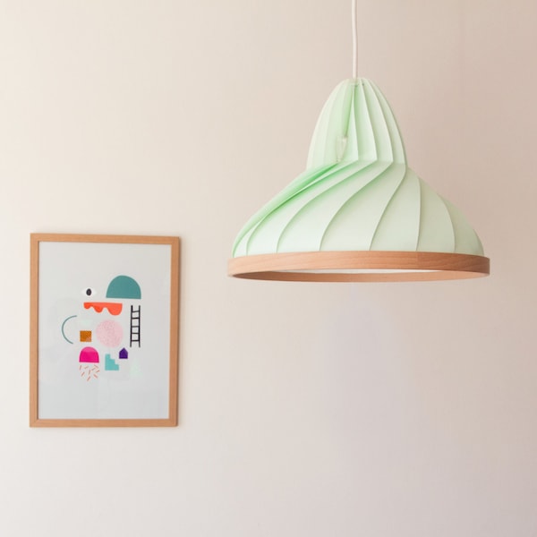 NEU: Papier und Holz Lampe Wave pastellgrün