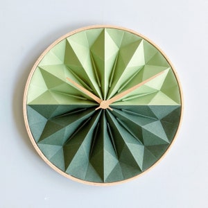 Orologio origami di carta con cornice in legno, regalo per il primo anniversario, regalo moderno e unico per l'anniversario della carta
