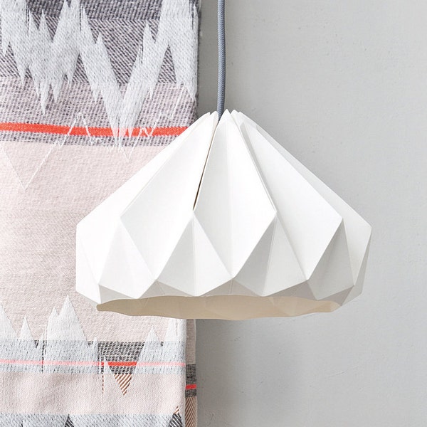 Chestnut paper origami lampshade white