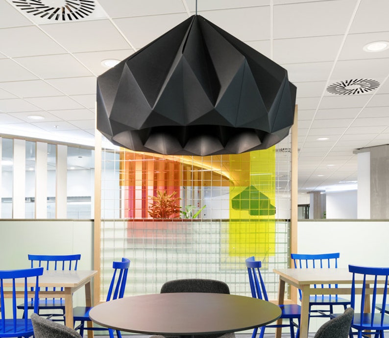 Chestnut XXL paper origami pendant lamp black image 1