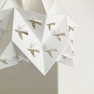 Papercut Vogel Origami Lampe Bild 2