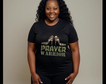 Camiseta de camuflaje de guerrero de oración (PNG)