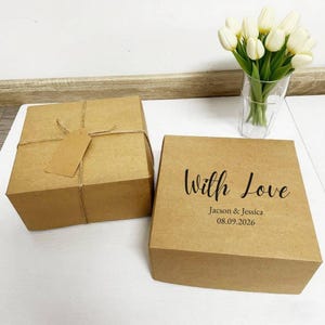 Benutzerdefinierte Hochzeit Kraft Boxen Set, 4 Stück mit Liebe Hochzeit Gunsten Box, Kraft Boxen mit Tags, Hochzeit Danke Boxen, Hochzeit Geschenkboxen