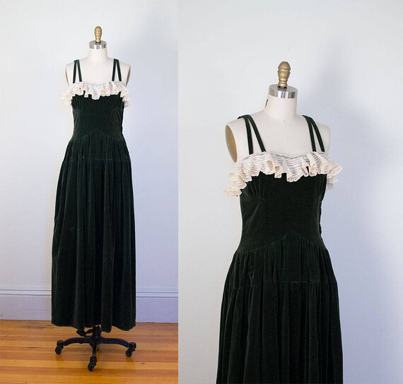 1940s Green Velvet Dress / 40s Gown