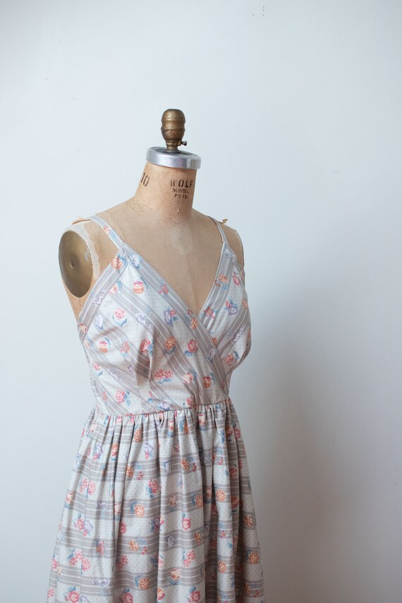 1970s Floral Print Sundress / 70s Beige Dress - image 2