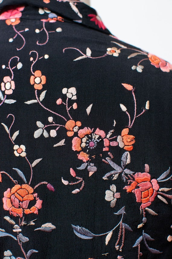 1930s Chinese Embroidered Jacket / 30s Chinese Em… - image 8