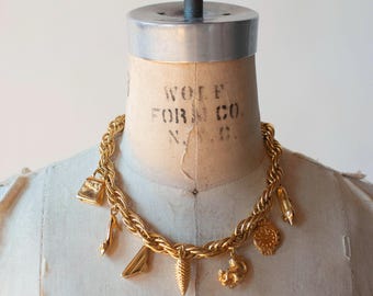 Collar con dijes / Fendi