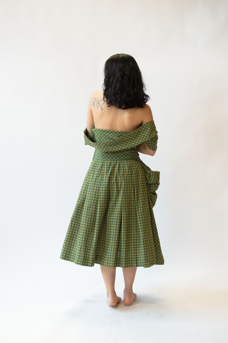 1950s Plaid Dress image 4