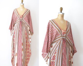 1970s Caftan Kaftan  / 70s Block Print Pakistan Dress