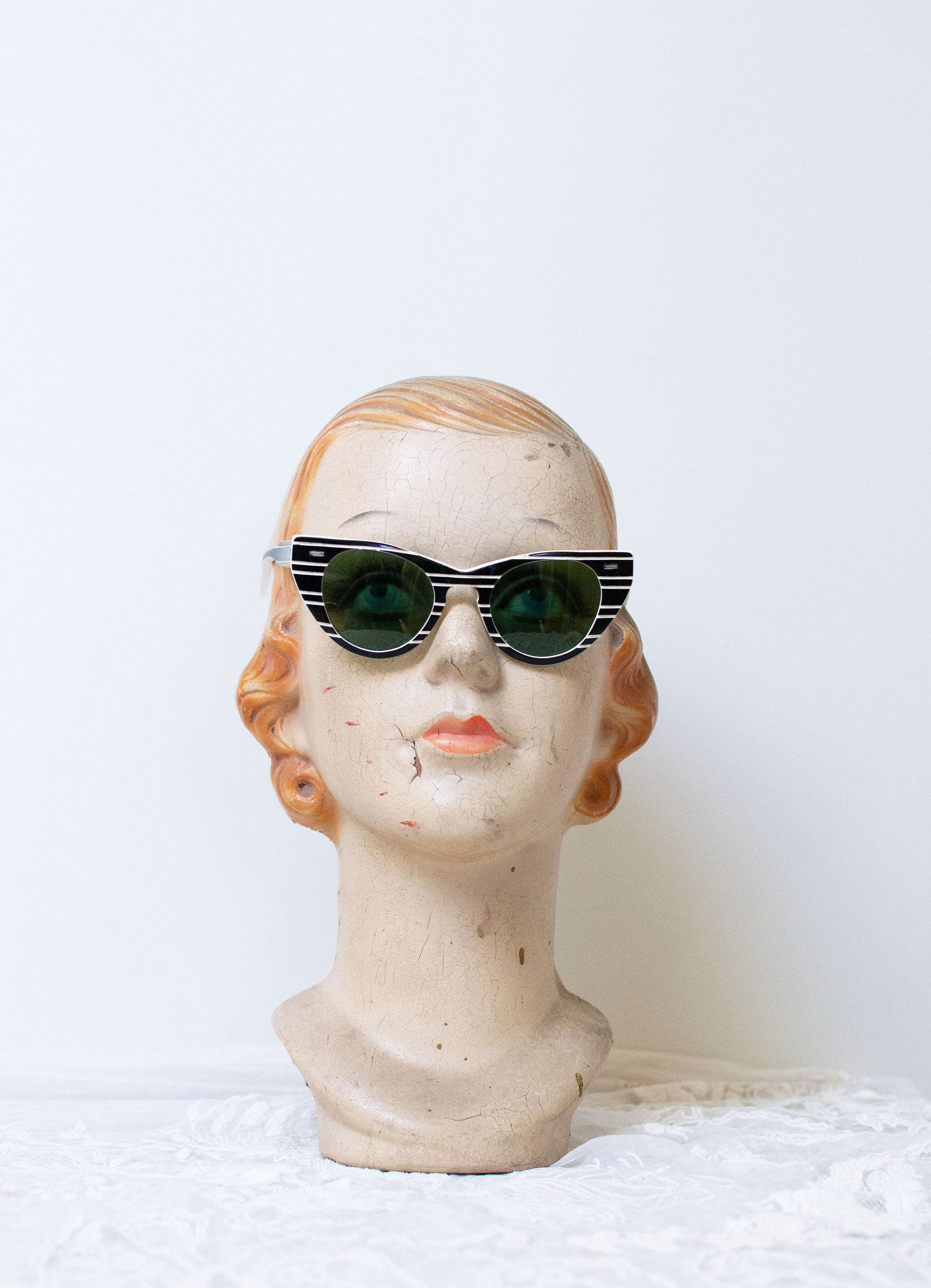 Accesorios Gafas y gafas de sol Gafas de sol Gafas de sol CAT EYE estilo de los años 60 de los años 60 NUEVAs hechas al diseño vintage original 'Peggy'' Rockabilly Lipstick Red 