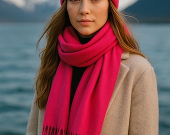 Handmade Pashmina Cashmere Shawl: Lightweight Unisex Wedding Wrap