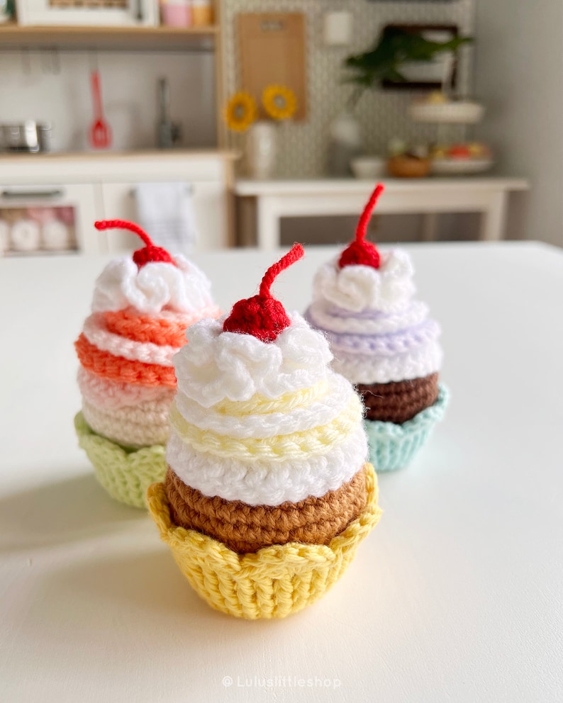 Crochet Pattern: Cupcake with Toppings by Luluslittleshop image 1