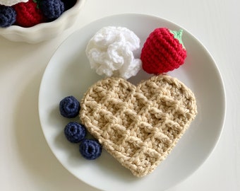 Crochet Pattern: Heart Waffle with Toppings - by Luluslittleshop