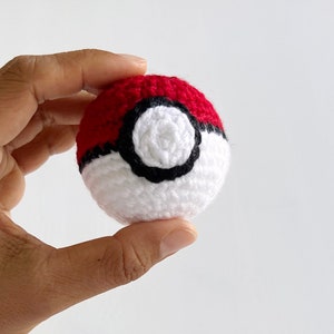 Crochet Pattern: Red Pokeball - by Luluslittleshop