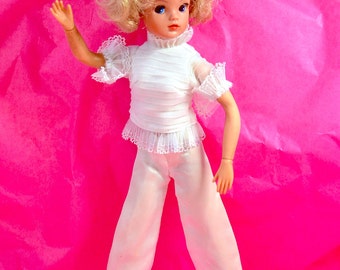 susi estrela doll