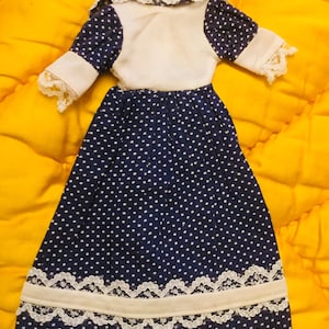 Vintage  1960s/70 Authentic France EXCLUSIVE BELLA TRESSY Polkadot Blue Lace Day Dress Mod Designer Fashion Doll American Character License