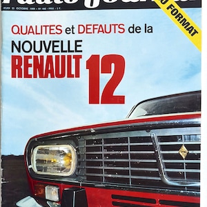 以下が含まれることがあります： 「QUALITES et DEFAUTS de la NOUVELLE RENAULT 12」という見出しと「l'auto-journal NOUVEAU FORMAT」というテキストが書かれた、赤いルノー12が掲載された雑誌の表紙。