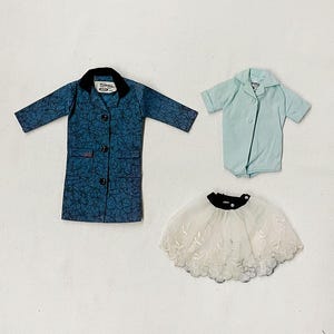 Vintage 1960s IDEAL Toys Fashion Doll TAMMY Misty 1963 Outfit Blue Abstract Print Rain Coat Jacket &quot;Puddle Jumper&quot; #9111-6 EUC Japan