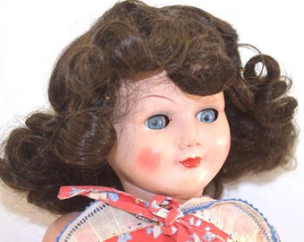 Muñeca de moda francesa/italiana antigua, original, de celuloide, tipo rodoide, de los años 40/50, auténtica y rara, con un peinado de cabello humano y ojos para dormir.