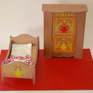 1940s/50s Vintage DORA KUHN Doll&#39;s Antique House Rustic Painted Wood Folkart Folk German Bavarian Bed Crib Bedroom Armoire Cupboard Wardrobe