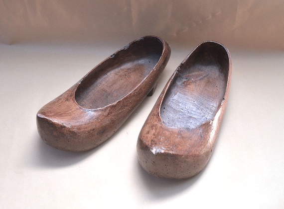 Rare 1700s Wood Clogs Traditional Design Handmade Folk Swiss dutch Netherland Normandy Farmer Peasant Shoes Folkloric Countryside Provincial Etsy