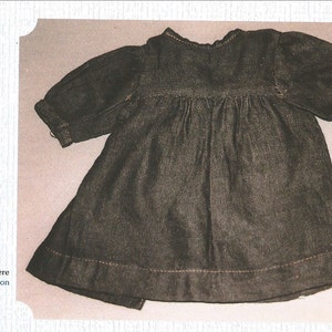 Pour poupee ancienne Bleuette robe lingerie chemise de nuit Gautier Languereau