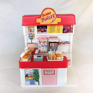 1980er Jahre ? Vintage SUPERSTAR Ära Europäische Modulare Mattel BARBIE Puppe Exclusives Mid-Century Modern Design Mod Möbel Snack Stand Burger Clone