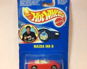 Limited Vintage Mint-on-Card HOTWHEELS Mattel 1990 Collector Series German Exclusive David Hasselhoff Mazda MX-5 Red Car Sports Convertible