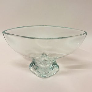 Vintage MCM 1940-60s Zeitgenössische Kristallglas Ellyptische Form Vase Art Verrier Frankreich Mitte des 20