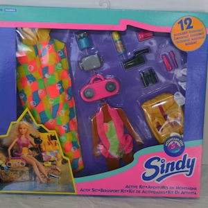 Rare Vintage German-French-Spanish CAMPING Beach Package HASBRO Active Kit Aventures en Montagne Pop Art Pedigree Sindy Friend Doll Mint Box