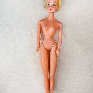 Vintage European Twist Waist Disco Mod CLONE Barbie Petra Dagy Wendy Elite estilo boneca Pop Blond roupas 1960-70s original agradável cor pintura