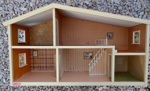 1960s dolls house