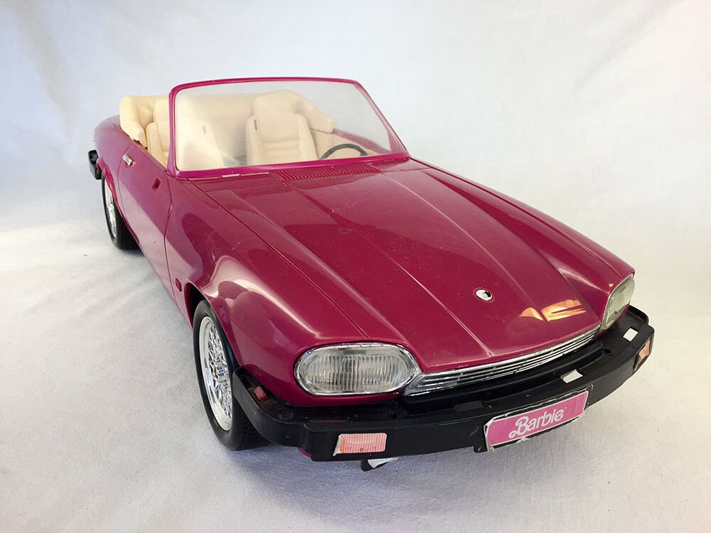 1970/1980s 1994 Superstar Barbie Doll Mattel Vintage Red 1970/1980s 1994 Superstar Barbie Doll Mattel Vintage Red
