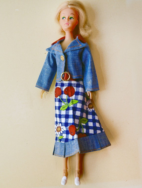 Vintage European Netherlands German Mod Mattel Clone Barbie 