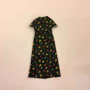1973 1970er Jahre Vintage European Barbie Freund SUNSHINE FAMILIE Modepuppe Mutter Großmutter Liberty Print Oma Kleid Maxi Kleid Bauer Hippy
