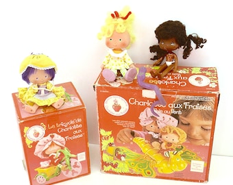 Vintage Antique 1970s/80s European Boxed M.I.B STRAWBERRY SHORTCAKE Lot Dolls Afro-American Friends Toy Rides Tricycle Butterfly Airplane