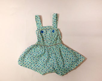 Muñeca de tela alemana antigua original de la década de 1910/30, época de Käthe Kruse, mono con estampado floral, conjunto de jersey, personaje Kaulitz, moda infantil