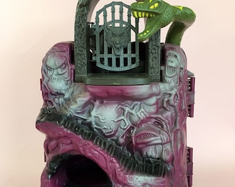 Vintage Chateau des Ombres Castle Grayskull Snake Mountain Masters of the Universe MATTEL 1983 Motu/He-Man Played With Cartoon Action Figure