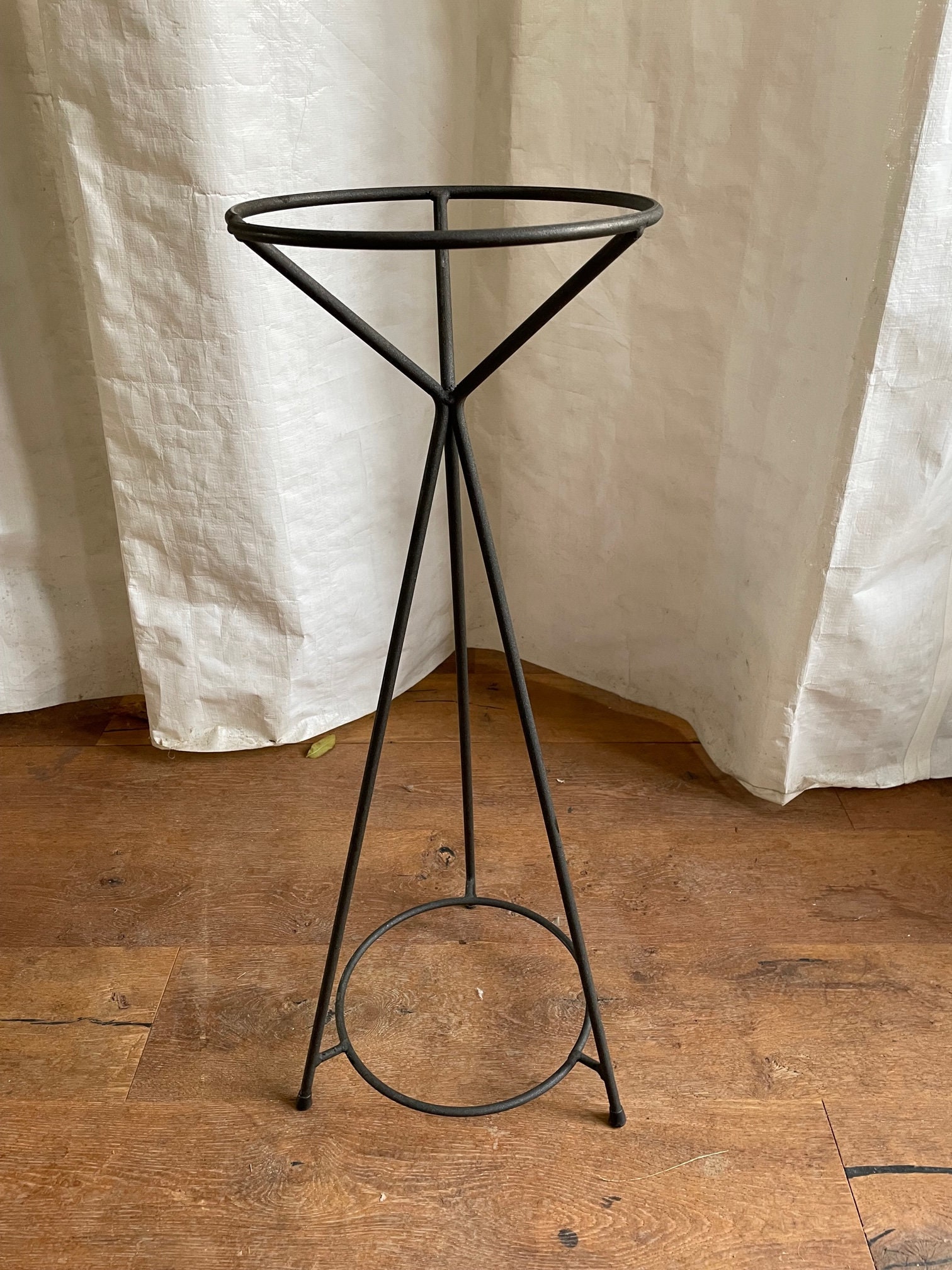 SETT F. ONLINE SHOP / Mathieu Mategot magazine rack