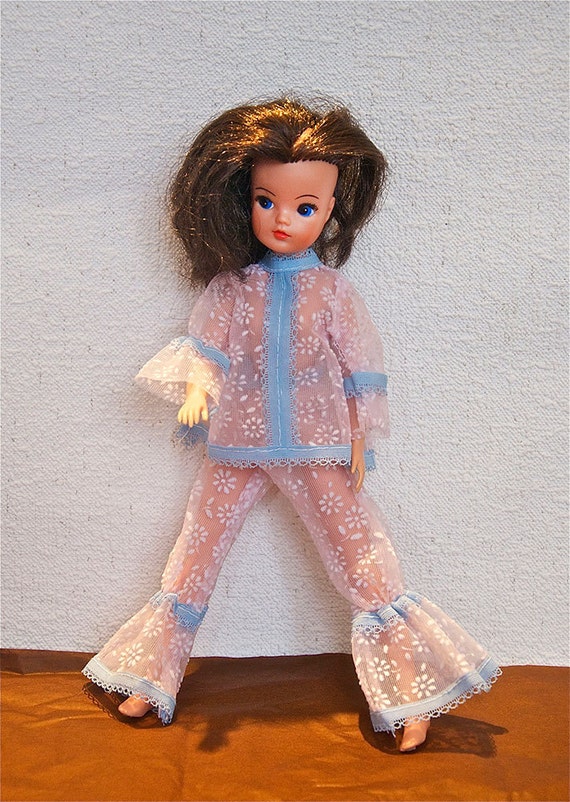 sindy doll 1970s