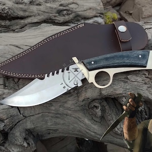 Daryl Dixon Knife Replica –  Walking Dead Bowie Knife Finger Hole Gift for Men, Birthday, Anniversary | Collector’s Movie Prop Knife