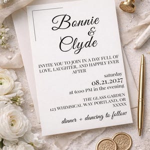 Elegante plantilla de invitación de boda en blanco y negro / Diseño minimalista vintage Playfair + Guión / Plantilla editable de 5 x 7 pulgadas