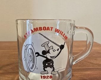 Taza de cristal vintage de Disney con el barco de vapor Willie